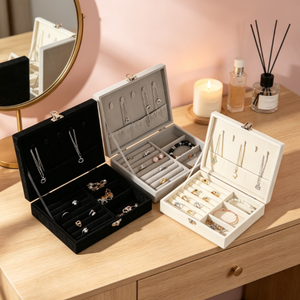 Boîte de rangement à bijoux en velours multi-compartiments, étui de présentation verrouillable avec boucle métallique pour colliers, bagues, boucles d'oreilles et bracelets - Product Image 5