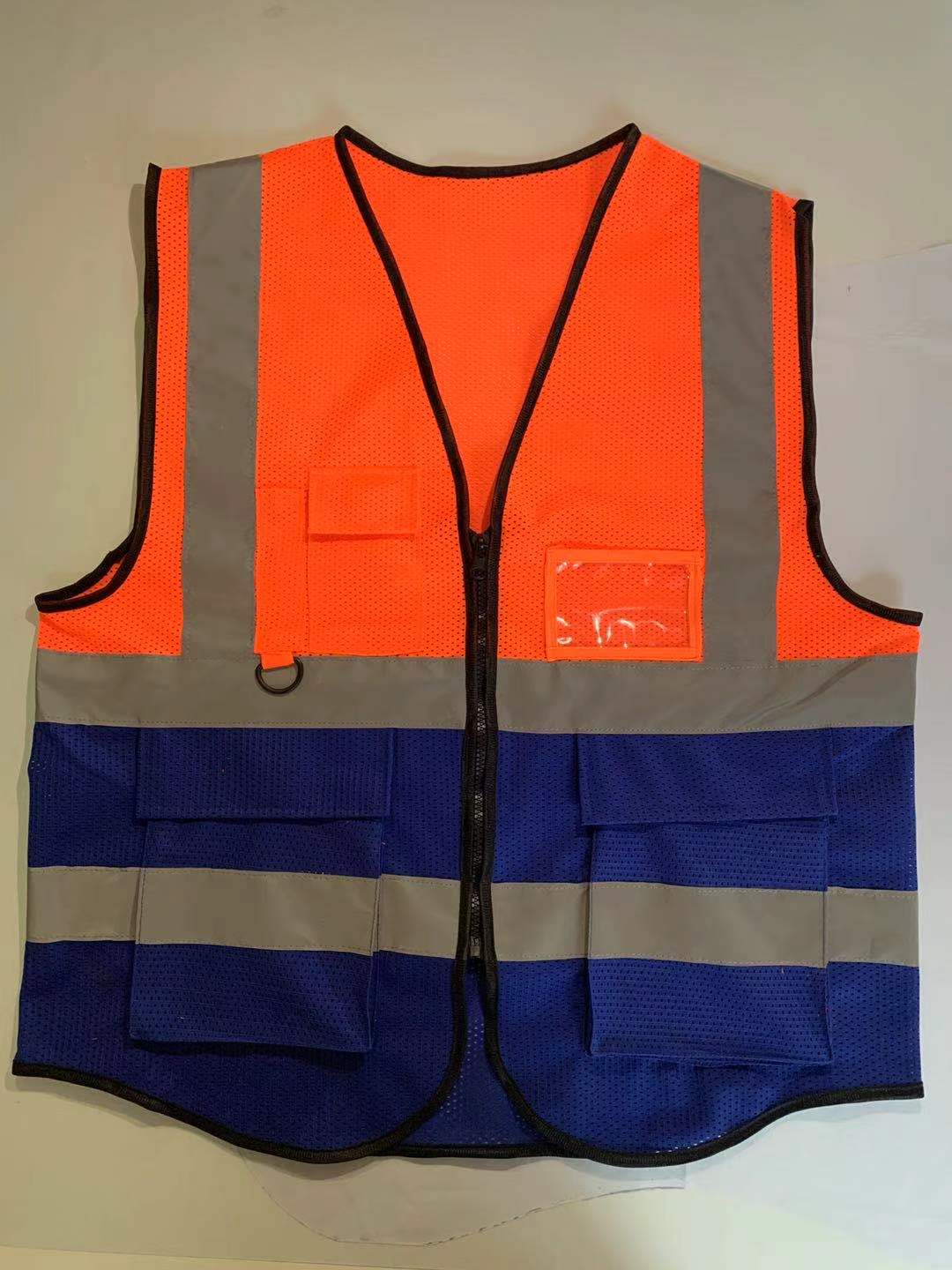 # C maille bleu orange