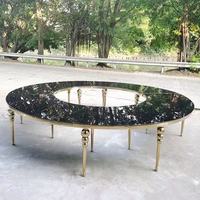 Table à manger ronde convertible moderne en métal doré avec plateau en pierre, idéale pour la maison, l'appartement, les mariages et les événements – Mobilier élégant