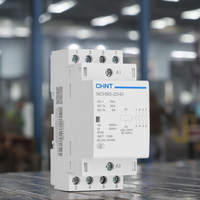 CHINT NCH8-25/20 Monophasé Petit Contacteur Inverseur Modulaire 2NO 220V avec Fonctionnement Manuel pour Électricité AC