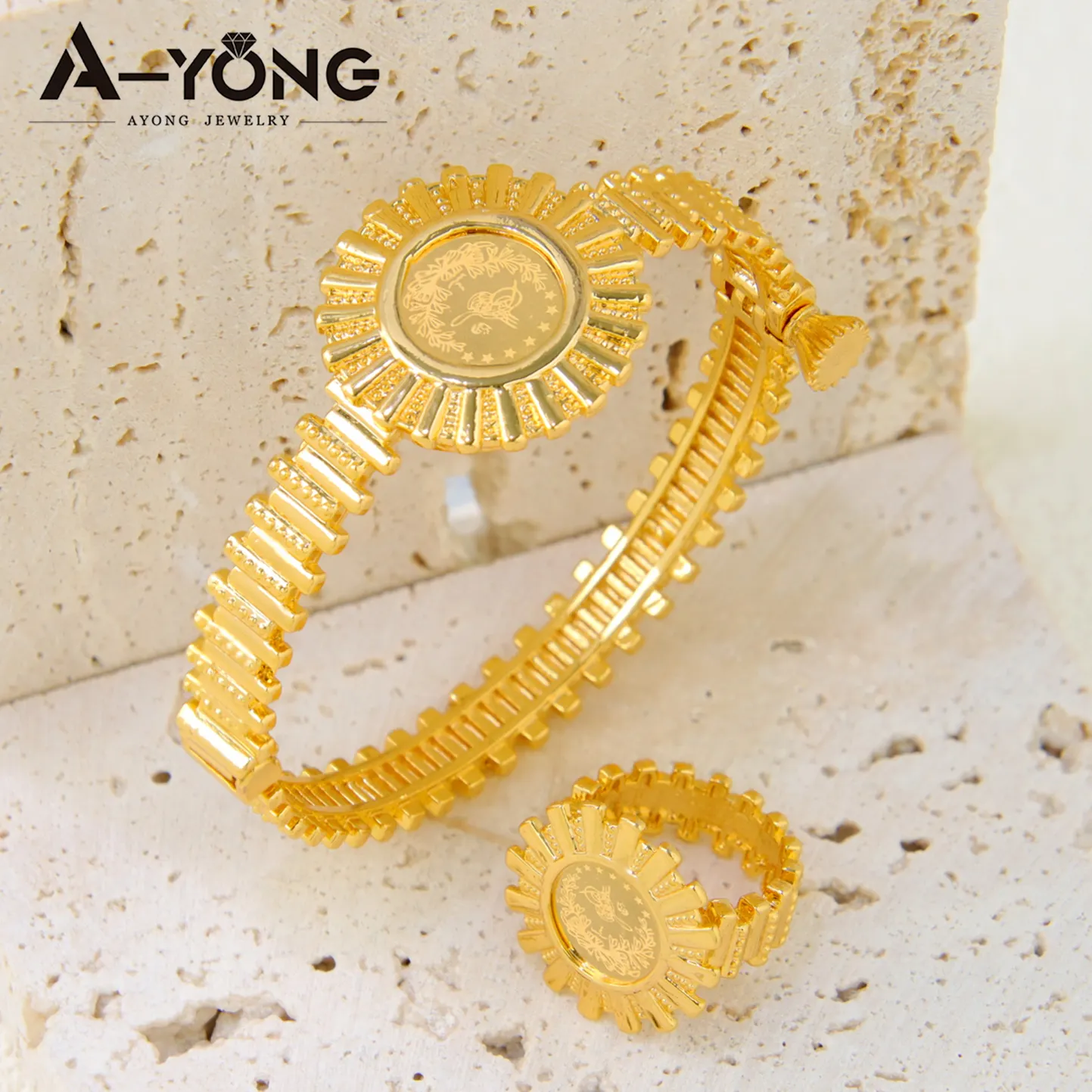 Ayong Jewelry Set Fashion Dubai 18K Gold Plated Bracelet   Ring Waterproof No Fade Jewelry Set Wholesale