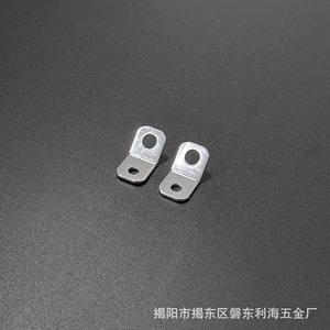 เหล็กฉากยึดมุม 135 องศา สีเงิน ยี่ห้อ Li Hai Hardware สำหรับตู้ ป้องกันการล้ม ช่วยยึดและรองรับ - Product Image 3