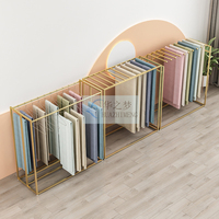 Présentoir de couette pour textile de maison personnalisé présentoir en rouleau de tissu présentoir en métal pour rideau d'écharpe présentoirs pour salle d'exposition de magasin