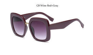 Lunettes de soleil surdimensionnées vintage de luxe pour femmes, tendance 2021, verres dégradés, lunettes carrées pour femmes 2021 - Product Image 5