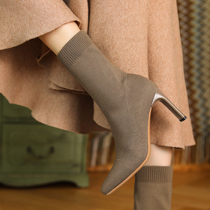Nouvel arrivage de <span class=keywords><strong>bottes</strong></span> mi-mollet tricotées pour femmes <span class=keywords><strong>bottes</strong></span> à talon large extensible de 7cm pour femmes <span class=keywords><strong>chaussettes</strong></span> d'automne pour femmes <span class=keywords><strong>bottes</strong></span> pour femmes chaussures de chaussures Botas pour femmes - Product Image 4