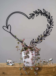Soporte de jardín de plantas <span class=keywords><strong>trepadoras</strong></span> de tallo de metal, soporte de maceta de líneas metálicas en forma de corazón, enrejado de jardín <span class=keywords><strong>para</strong></span> plantas <span class=keywords><strong>trepadoras</strong></span> - Product Image 4