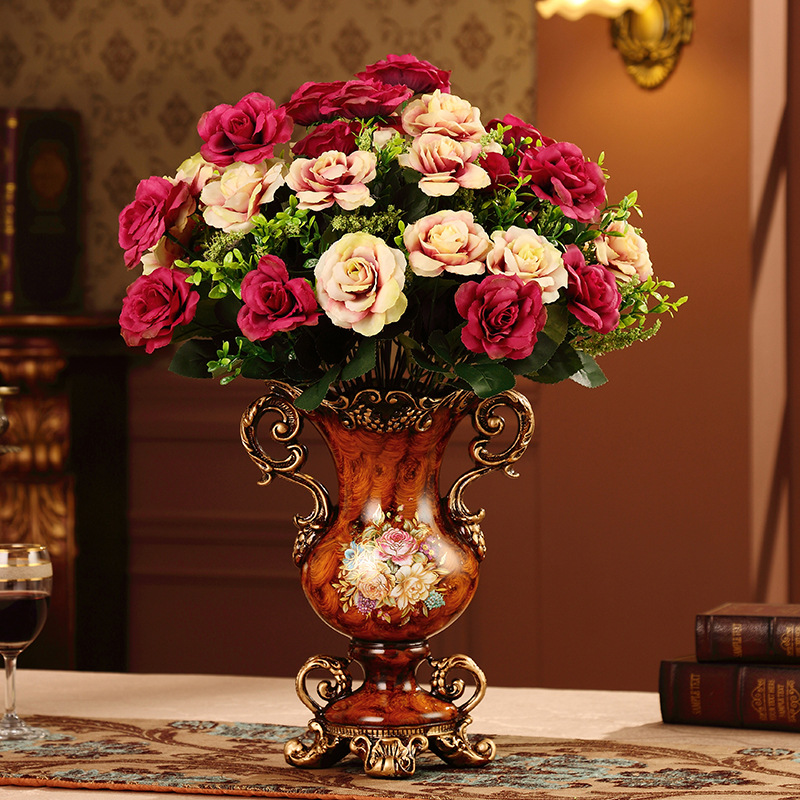 Florero + 4 piezas de flores