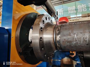 Professionele TIG MAG MIG stalen buis- en pijp automatische naadlasmachine voor het lassen van diverse materialen - Product Image 3