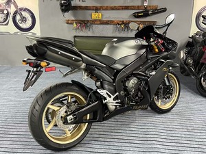 <span class=keywords><strong>Yamaha</strong></span> YZF-R1 1000cc Superbike - Motor de 4 Cilindros en Línea, EFI, Refrigeración Líquida, Importado - Product Image 2