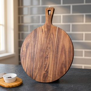 Planche à découper en bois d'acacia occidental (rond, 1,5 cm d'épaisseur) - Planche à pizza avec poignée 100% écologique - Product Image 3