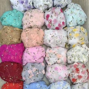 Nouveau tissu de <span class=keywords><strong>broderie</strong></span> à pois tricoté sur mesure 3D robe de mariée en maille de fleurs tridimensionnelles - Product Image 3