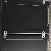 PM1735 1.6TB / 6.4T HHHL AIC PCIe Enterprise Server SSD MZ-PLJ1T6HBJR-0007C / MZ-PLJ6T4HALA-00007