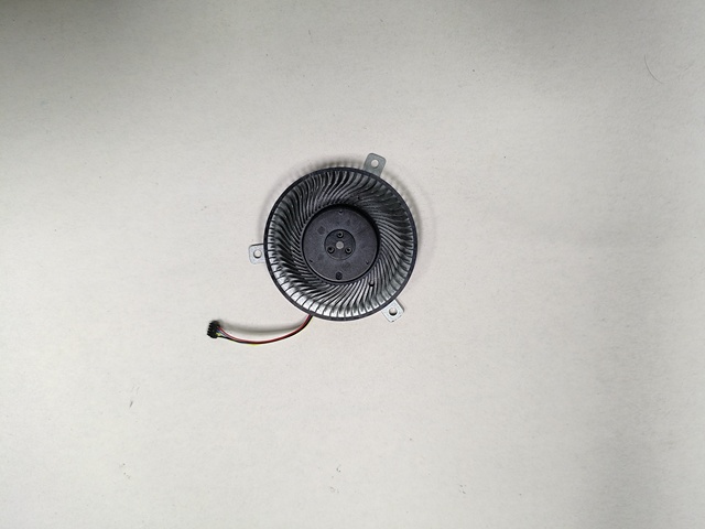 Bracket Fans, with High Rotational Speed and Strong Heat Dissipation, Are Used in Electronic Devices and Laptops