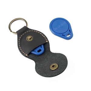Étui pour plectres de guitare en cuir Crazy Horse, porte-plectrums, étui de protection et porte-clés pour hommes et femmes - Product Image 5