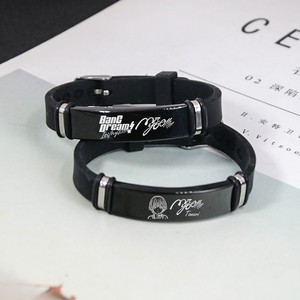 Juego de Anime BanG Dream <span class=keywords><strong>MyGO</strong></span> pulseras Tomori Takamatsu Anon Chihaya brazaletes hombre mujer moda Halloween Cosplay accesorio regalos - Product Image 5