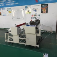 Machine de découpe automatique de rouleaux de PVC 34 m/min, découpeuse de papier isolant, machine de découpe de feuilles, machine de découpe de film plastique informatisée