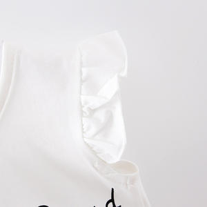 Ensemble de vêtements pour bébé fille, t-shirt blanc à manches courtes et pantalon court China Rose - Product Image 3