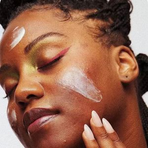 Sérum Crème Visage Éclaircissant Topique 15ml/50ml pour Taches Brunes et Cicatrices Mini Traitement Atténuant pour la Peau - Product Image 3