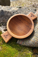 Quaich en bois traditionnel écossais avec sculptures celtiques, tasse peu profonde en bois pour whisky