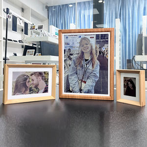 Marco de Fotos Digital con Pantalla de Tinta Electrónica WiFi de 13.3 Pulgadas y 2.4GHZ, Descarga Gratuita de Imágenes en la Nube, Suministro de Fábrica, Venta al Por Mayor - Product Image 2