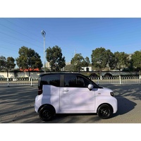 Chery New Energy QQ Ice Cream Mini d'occasion de Chine, berline à 3 portes avec 4 sièges et une autonomie de 170 km, alimentée par une batterie au lithium
