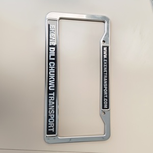 Porta Targa Personalizzato in Lega di Alluminio, Supporto Metallico Nero per Targa Auto - Product Image 4