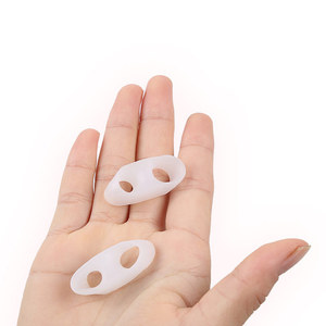 Séparateurs d'orteils en gel de silicone SEBS élastiques et durables à deux trous pour pédicure et soins des pieds - Product Image 2