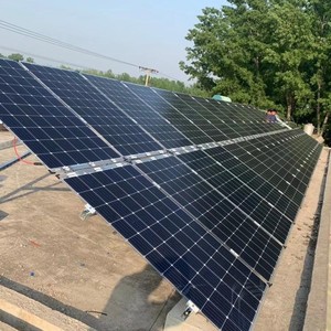 Sistema de Energía Solar de 5 Kw Monocristalino para Montaje en Suelo, Uso Doméstico, con Controlador MPPT y Batería de Plomo-Ácido - Product Image 2