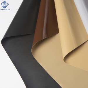 Rollo de lona de PVC 400-600 GSM Lona recubierta impermeable, LONA DE PVC transparente o de color para uso en techos y cubiertas - Product Image 1