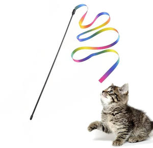 En gros, jouets baguette arc-en-ciel interactifs pour chat avec ruban coloré et chatons décoratifs, en PC et PET, et ficelle de chat interactive - Product Image 2