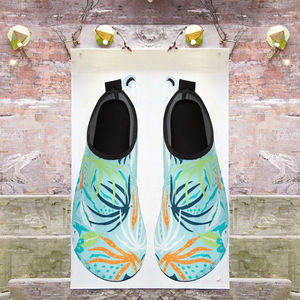 Chaussures aquatiques pour enfants Wolfjack, respirantes, amortissantes, antidérapantes, séchage rapide, légères, imperméables, à enfiler, en EVA et maille. - Product Image 3