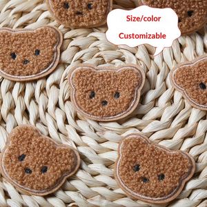 Parche Bordado 3D Personalizado de Oso de Chenilla para Ropa, Insignia Termoadhesiva para Toallas, Lavable 50 Veces, Combinación de Colores Pantone, MOQ 38 unidades - Product Image 2