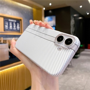 Funda de Teléfono con Textura de Fibra de Carbono para Apple 16 Plus, Funda para iPhone 15 Pro con Patrón de Rayas, Carcasa Rígida Mate de PC - Product Image 6