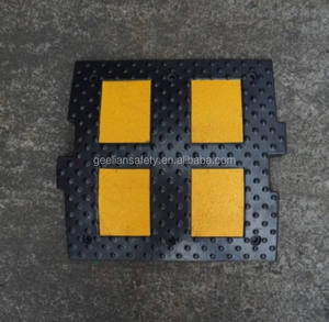 विभिन्न बाहरी आर्थिक पुनर्नवीनीकरण सड़क सुरक्षा उत्पाद रबर गति बम्प - Product Image 6