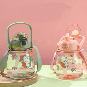 New Portable Cute Cartoon <b>Plastic</b> Cup with Shoulder Strap Handle 1100ML Heat Resistant Children's Straw Cup - Product Image 1