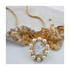 NM54444 Nuestra Señora Monte Carmelo Colgante Collar Madre Perla Shell Chapado en oro Virgen María Joyería religiosa para aniversario - Product Image 1