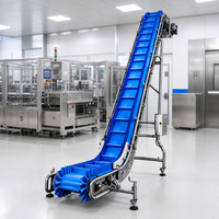 Convoyeur Incliné à Crampons Conçu pour la Manipulation des Aliments Surgelés en Usine de Production, Conception Sûre pour les Aliments, Durable