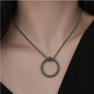 Yunnique – collier avec pendentif serpent, design Ouroboros, alliage de cuivre, bijoux cadeau unisexe, 3x60cm - Product Image 4
