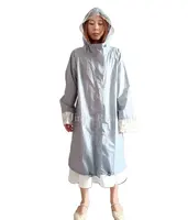 Özel fabrika uzun su geçirmez yırtılmaz polyester sırt çantası yağmurluklar bayanlar moda bayan yağmurluk