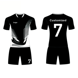 Uniformes de football sublimés de la meilleure qualité pour les jeunes vêtements de football haut de gamme - Product Image 3