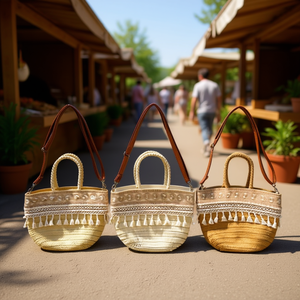 Sac bandoulière carré en PU 30x22cm avec franges en coton à sequins et dentelle - Product Image 3