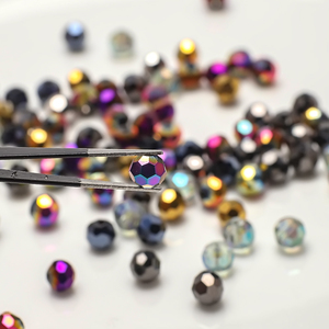 Perline di Cristallo Sfaccettate Placcate 6/8mm, Perline di Vetro Rotonde a Forma di Pallone da Calcio per Creazione di Gioielli, Kit Fai-da-Te per Collane, Bracciali, Orecchini e Charm da Donna - Product Image 3