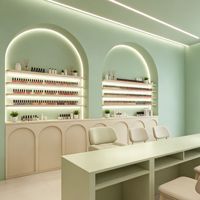 Stations de manucure haut de gamme personnalisées, design d'intérieur, éclairage LED, aménagement complet, mobilier, décoration de magasin commercial tout-en-un