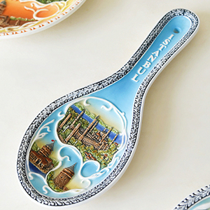 Set di Souvenir in Ceramica Personalizzato delle Attrazioni Turche, Piatto e Tazza Commemorativi del Turismo Europeo in Porcellana con Design in Rilievo 3D - Product Image 6