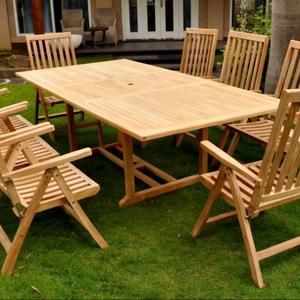 Ensemble de meubles d'extérieur scandinaves en teck de qualité supérieure avec table extensible et chaises inclinables pour la salle à manger de villas et d'hôtels - Product Image 1