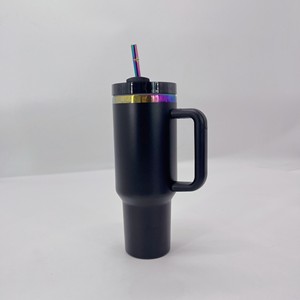 Vaso de acero inoxidable al vacío personalizado de 40oz con asa y iones de paja/chapado en oro para viajes - Product Image 5