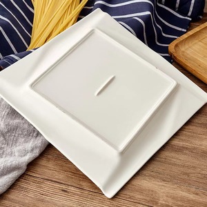 Assiettes européennes personnalisées de luxe en relief, restaurant de mariage, hôtel, <span class=keywords><strong>assiette</strong></span> carrée en porcelaine <span class=keywords><strong>blanche</strong></span>, <span class=keywords><strong>assiette</strong></span> pour nourriture occidentale - Product Image 5