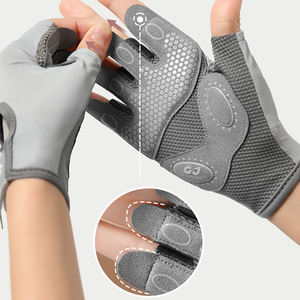 Gants d'entraînement antidérapants avec protection complète des doigts avec support de poignet pour une musculation et une gymnastique sûres pour une utilisation en salle de sport - Product Image 4