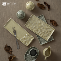 Service de vaisselle en céramique de qualité supérieure, moderne, beige et vert texturé, résistant aux aliments et au lave-vaisselle, pour la maison, le restaurant et la table.
