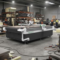 Cutter oscillant CNC pour la production de mousse haute densité, mousse PU, mousse à mémoire de forme et surmatelas